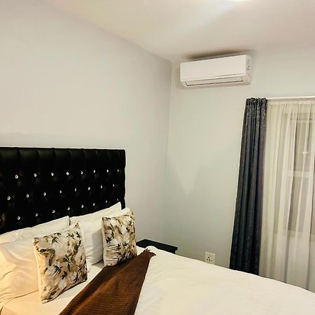 Skyfly Bed & Breakfast Manzini Buitenkant foto