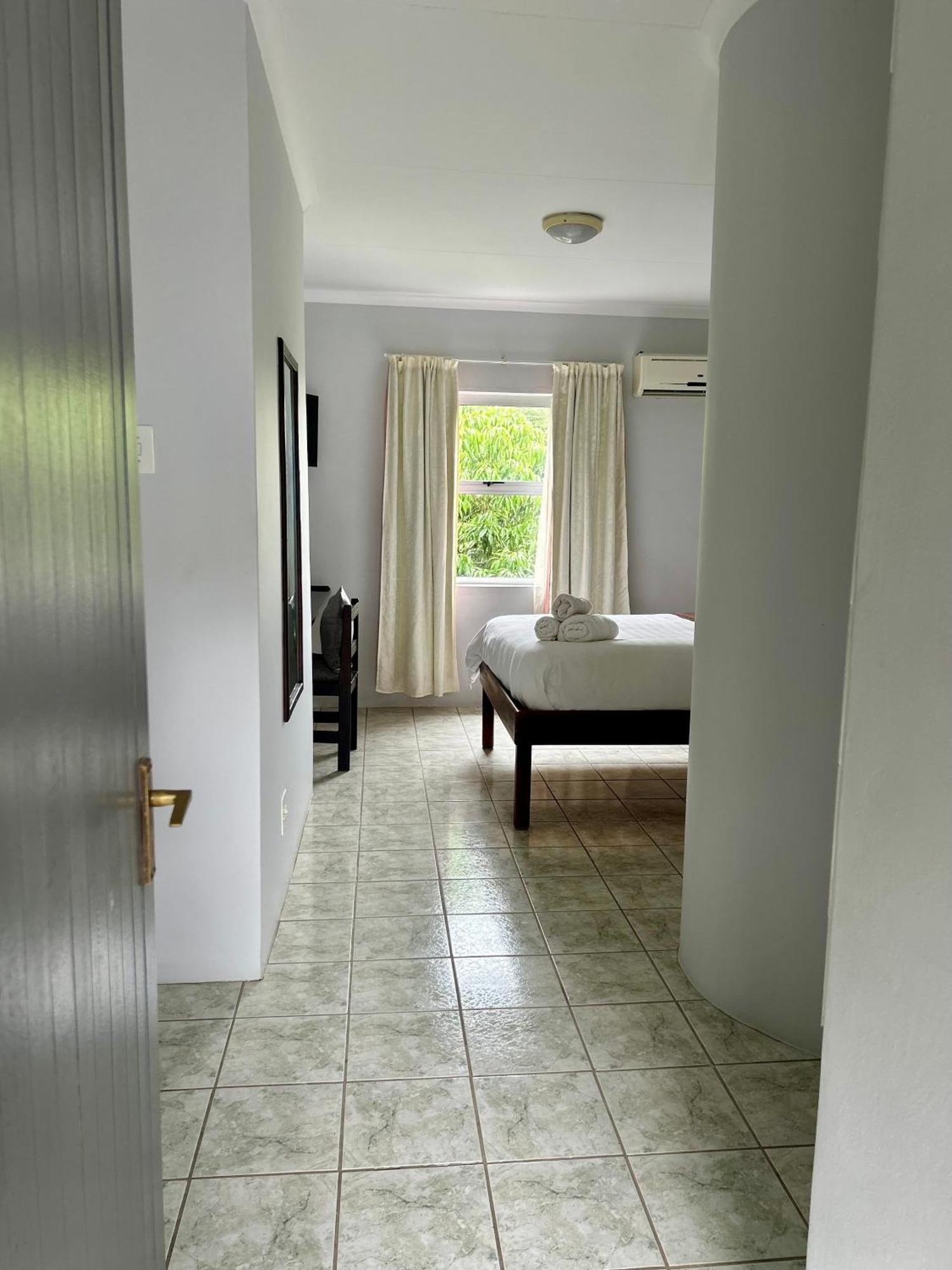 Skyfly Bed & Breakfast Manzini Buitenkant foto