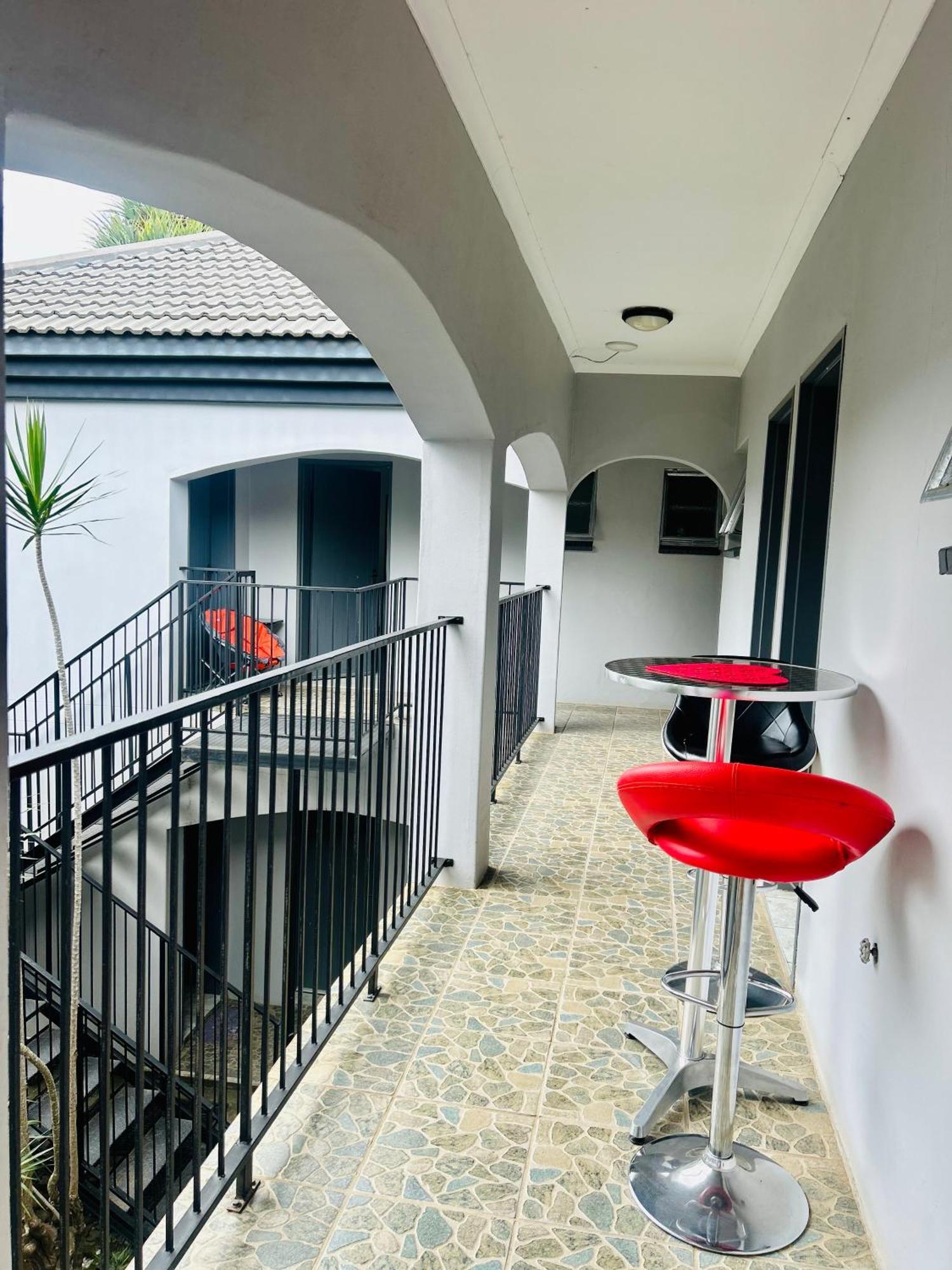 Skyfly Bed & Breakfast Manzini Buitenkant foto