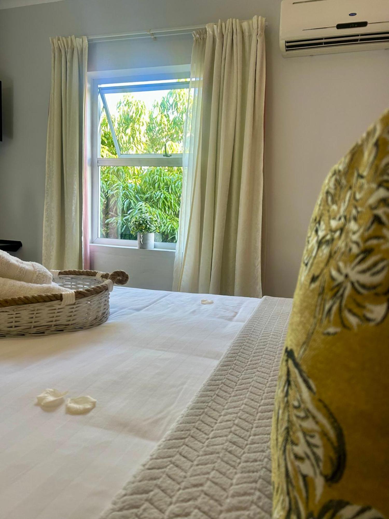 Skyfly Bed & Breakfast Manzini Buitenkant foto