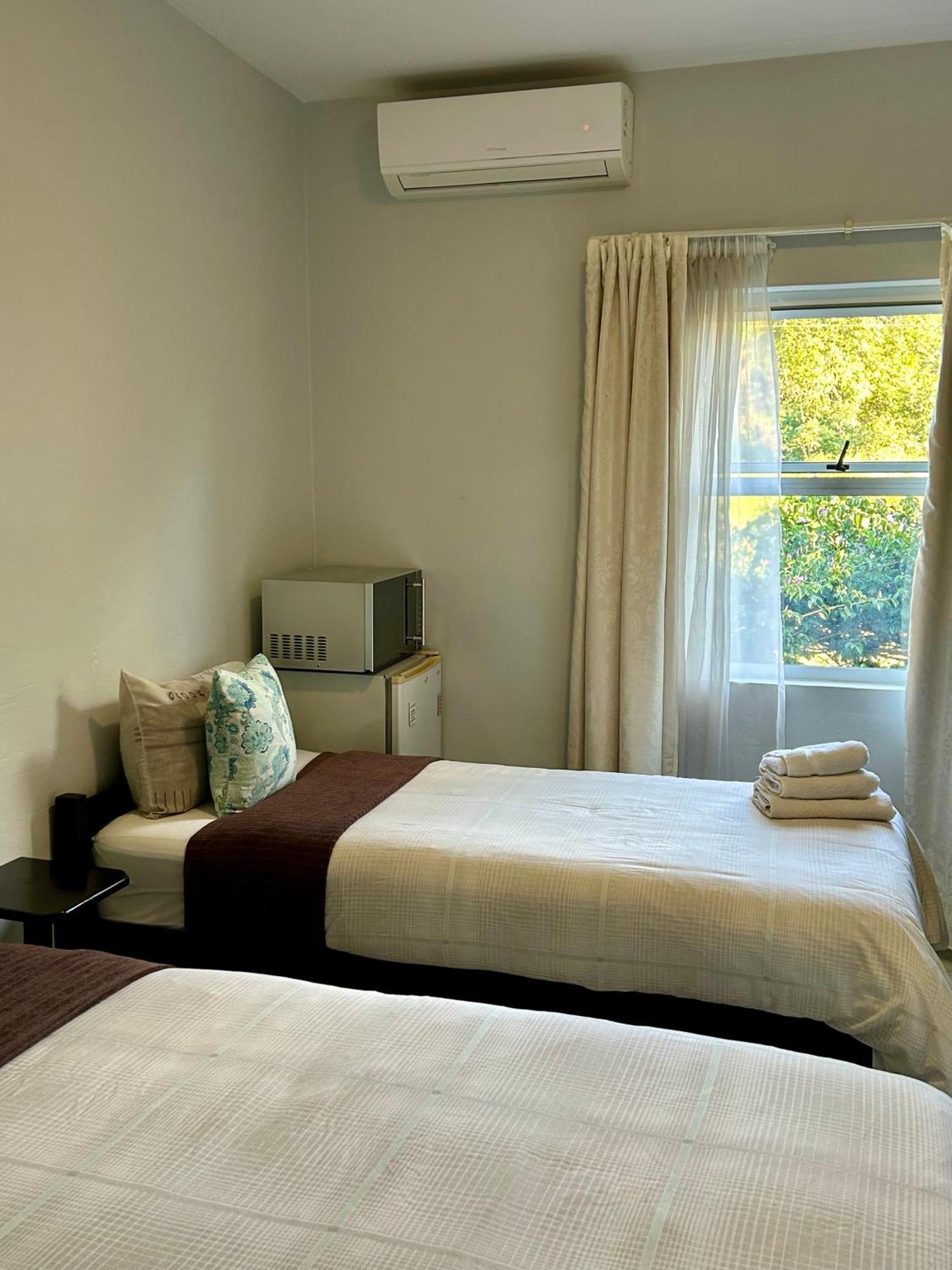 Skyfly Bed & Breakfast Manzini Buitenkant foto