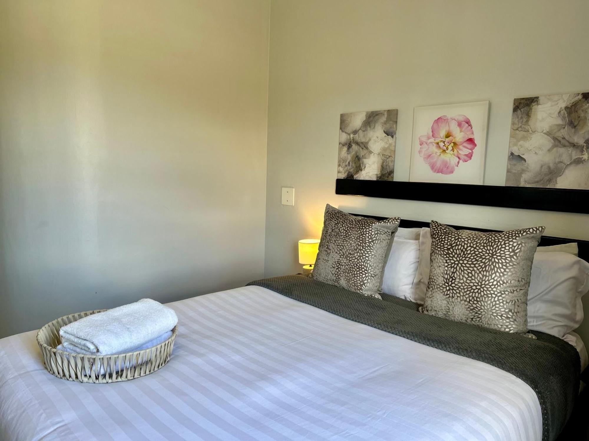 Skyfly Bed & Breakfast Manzini Buitenkant foto