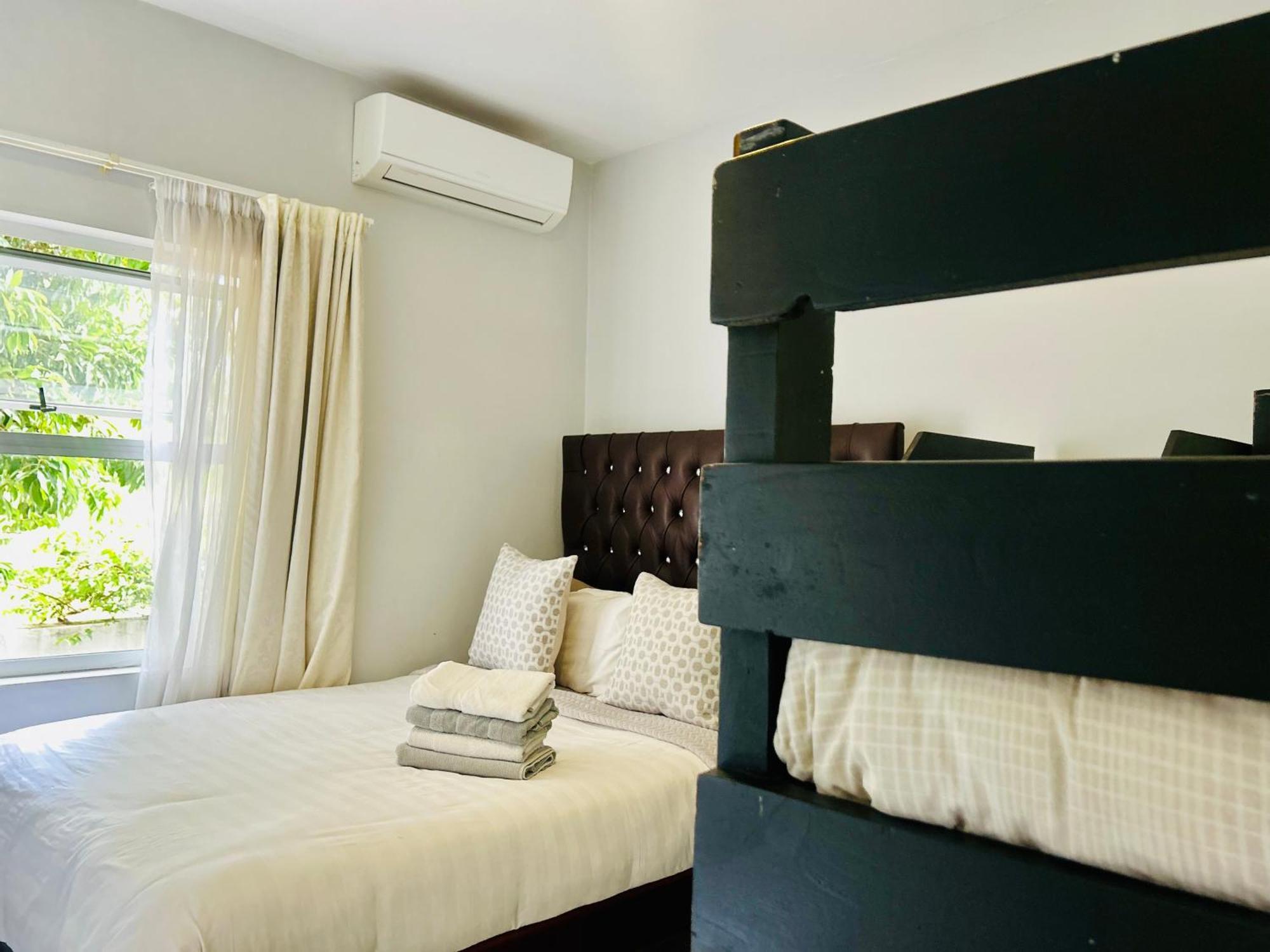 Skyfly Bed & Breakfast Manzini Buitenkant foto